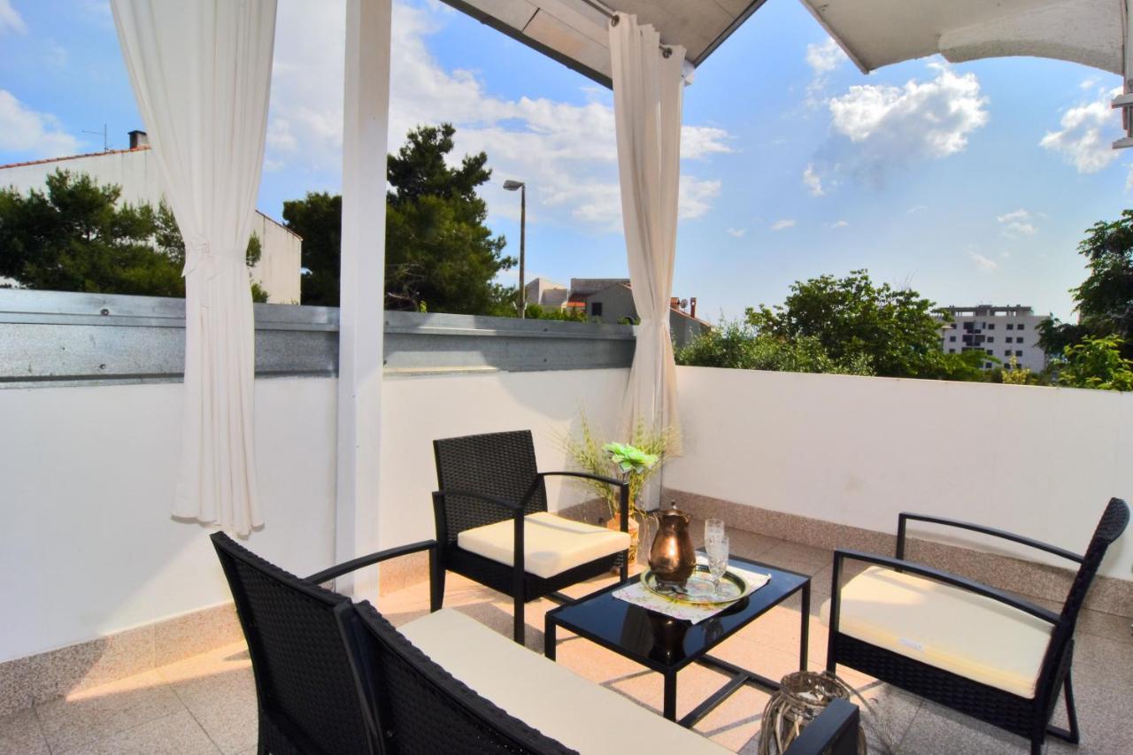 Apartments And Rooms Anika Zadar Exterior foto